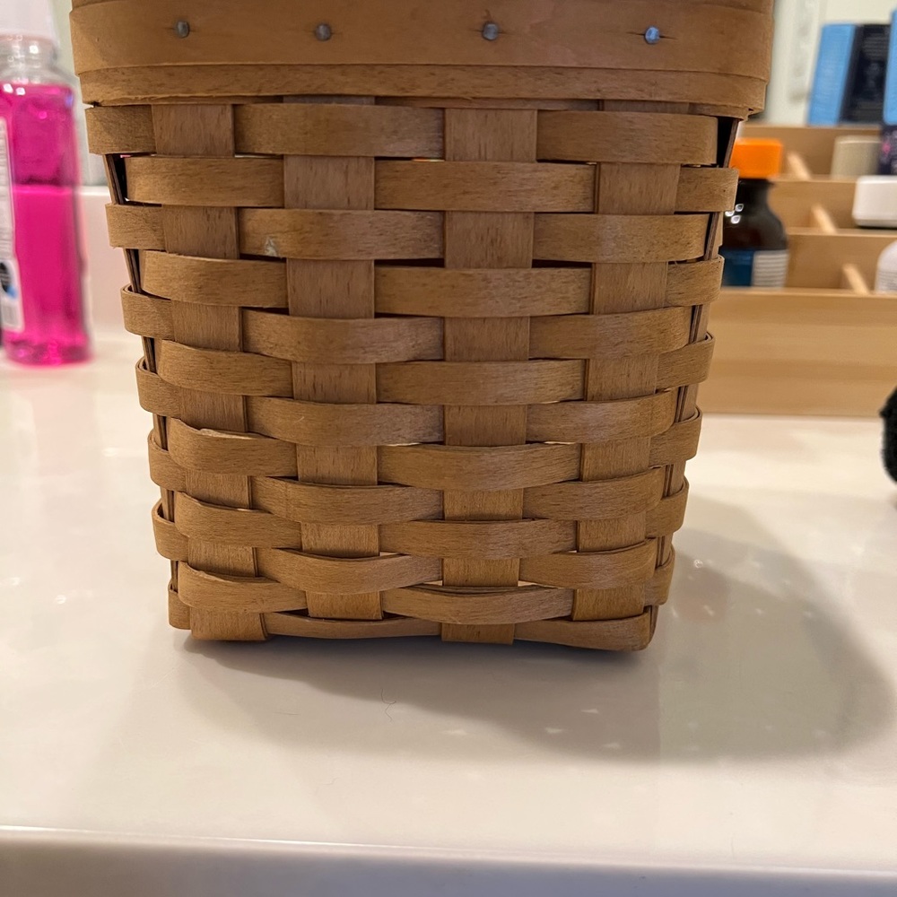 Tan Woven Basket with Sturdy Lattice Design